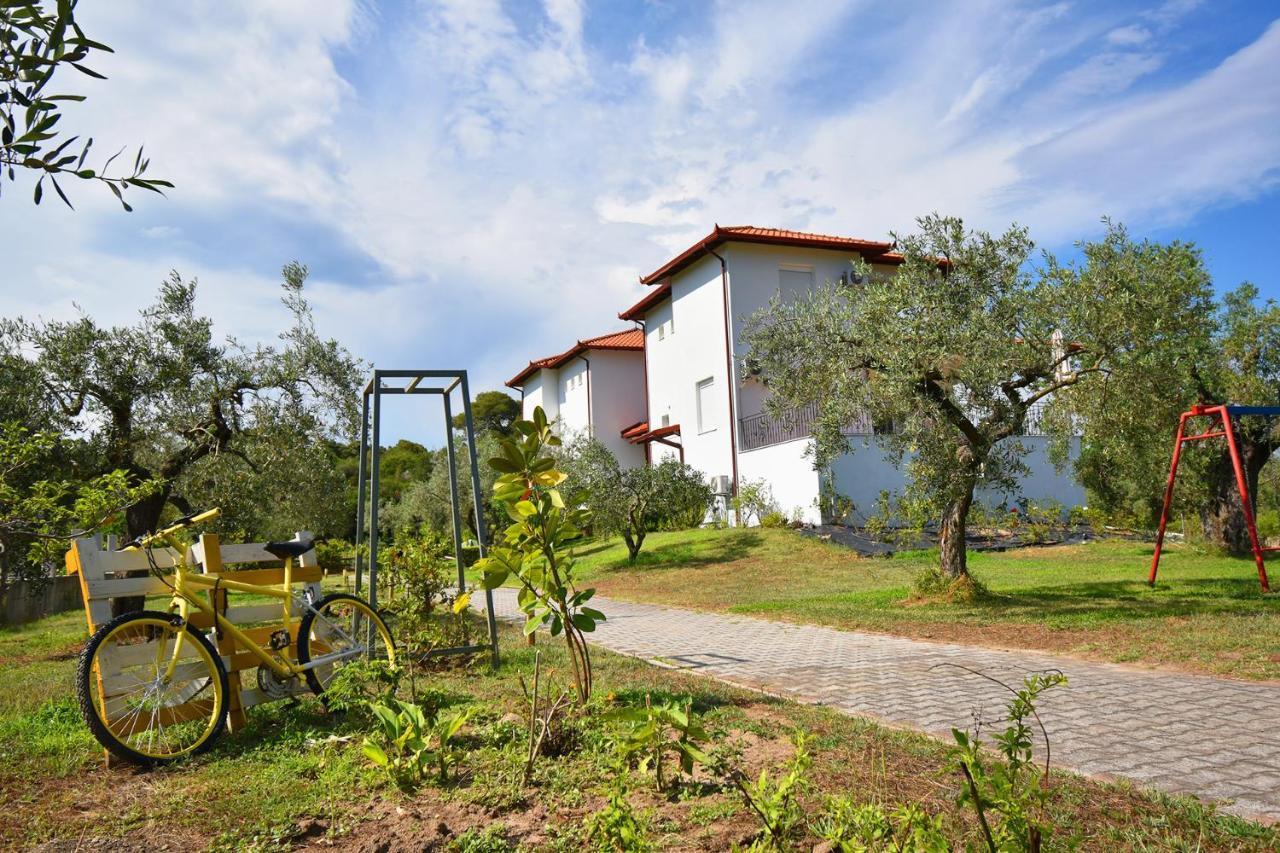 Forty Roses Vourvourou Exterior photo